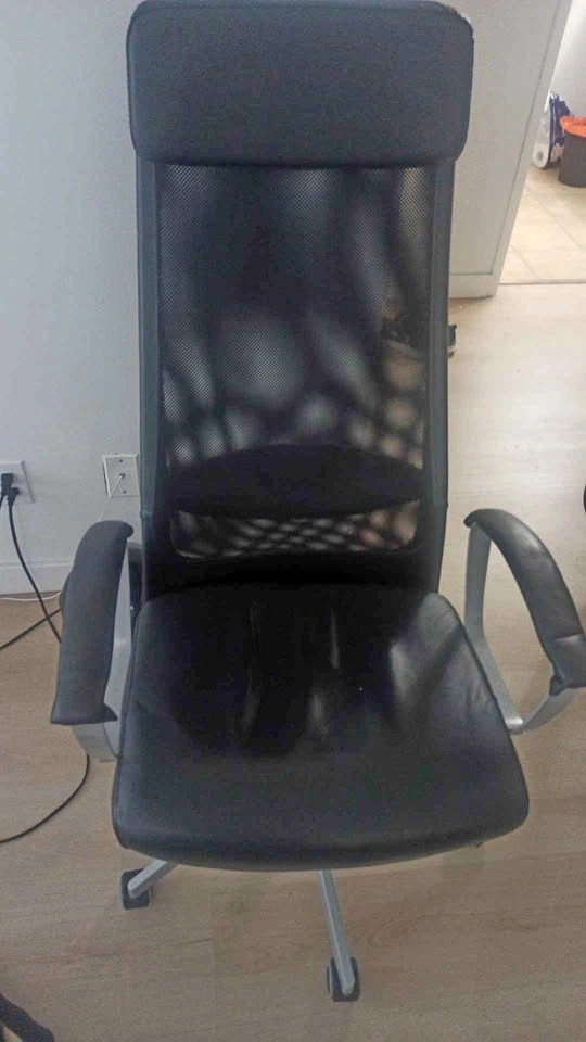 IKEA MARKUS Office Chair
