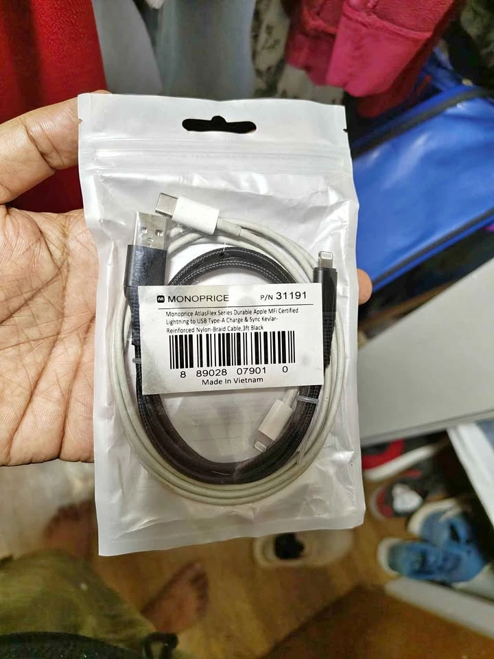 Apple lightning cables - Free with a purchase