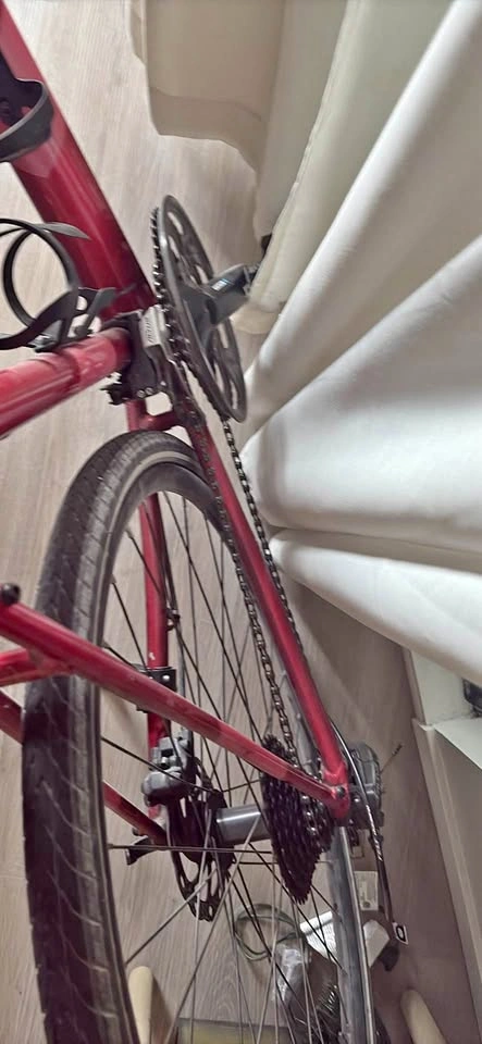 Felt Verza Fitness Road Bike With Helmet and Lock