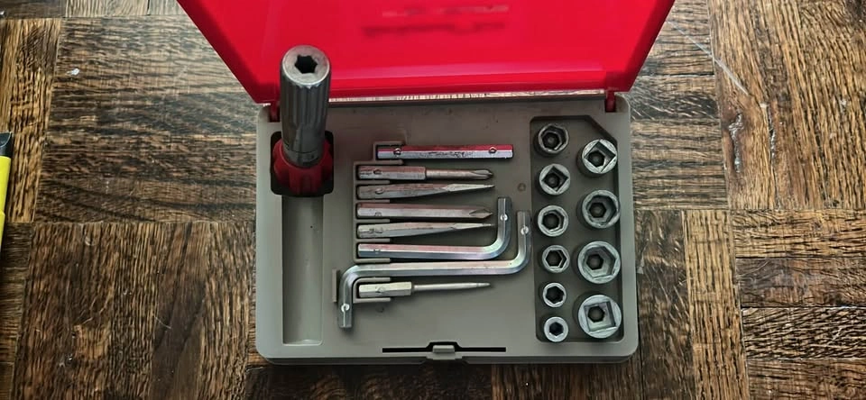 Shelton Socketool Kit - photo 3