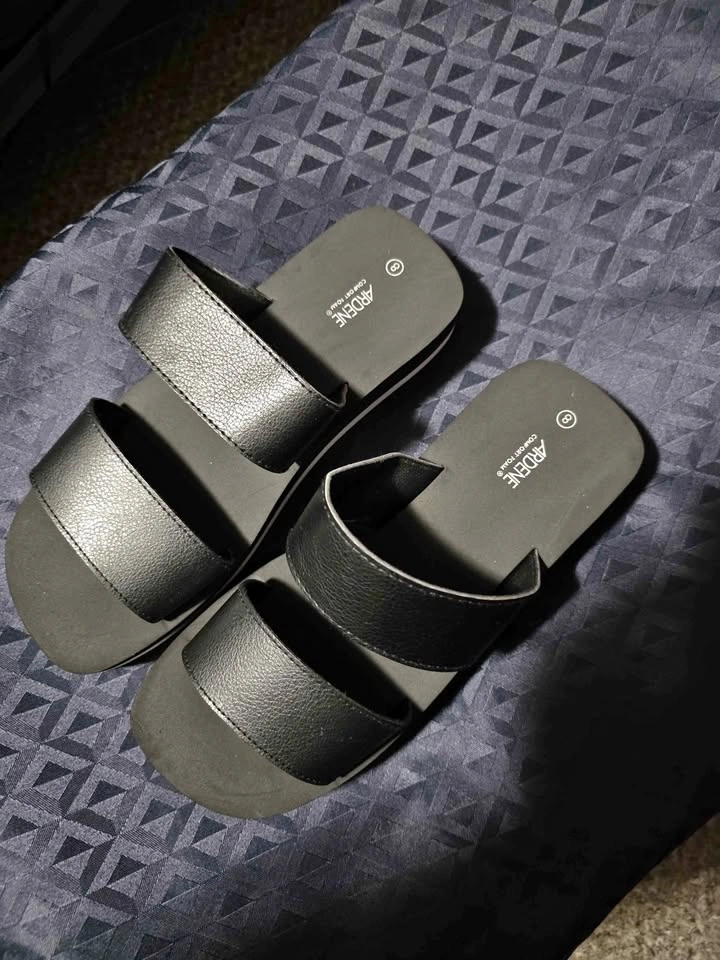 Ardene Black Two Strap Slide Sandals Size 8