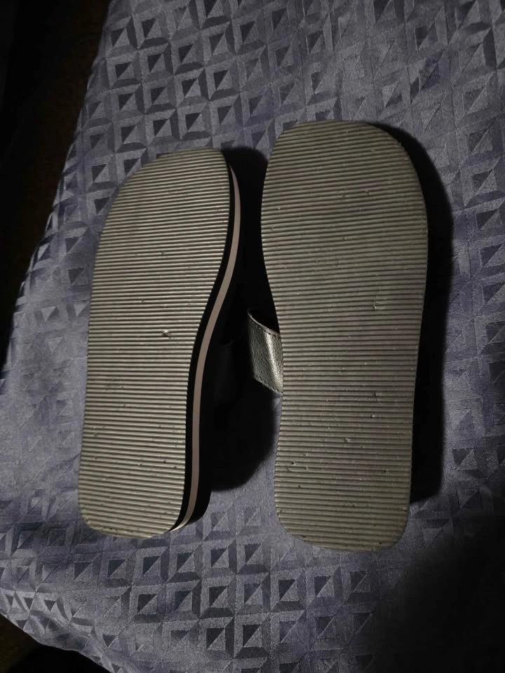 Ardene Black Two Strap Slide Sandals Size 8 - photo 2