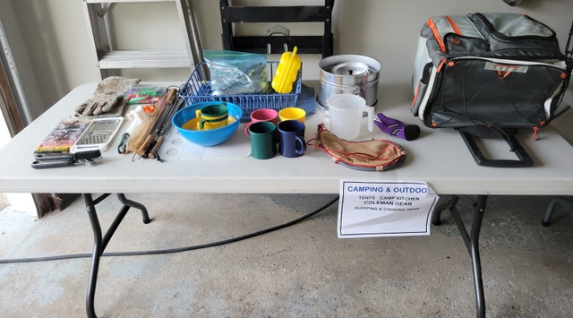 HUGE SUNDAY GARAGE SALE – Everything Must Go - photo 4