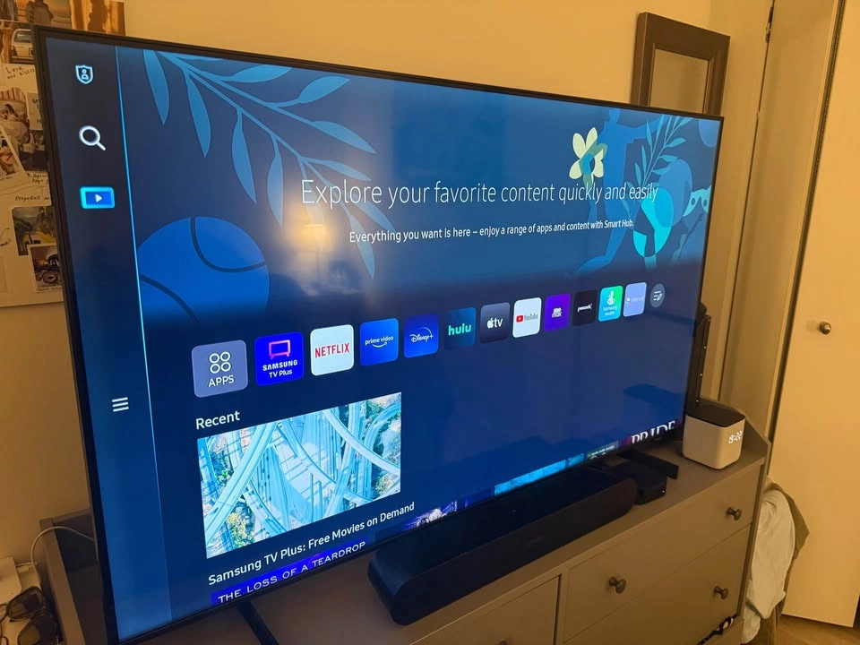 55 inch Samsung Smart TV U8000F - photo 2