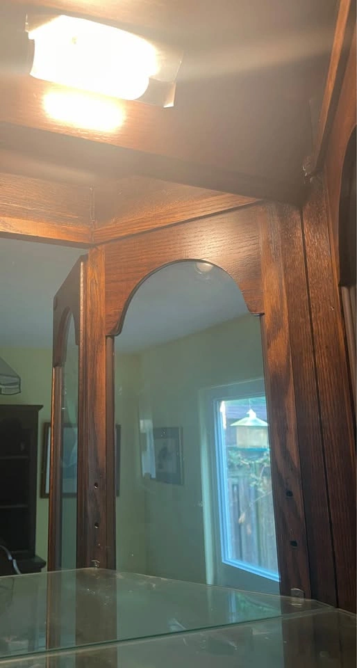 Curio cabinet - vintage find - photo 4