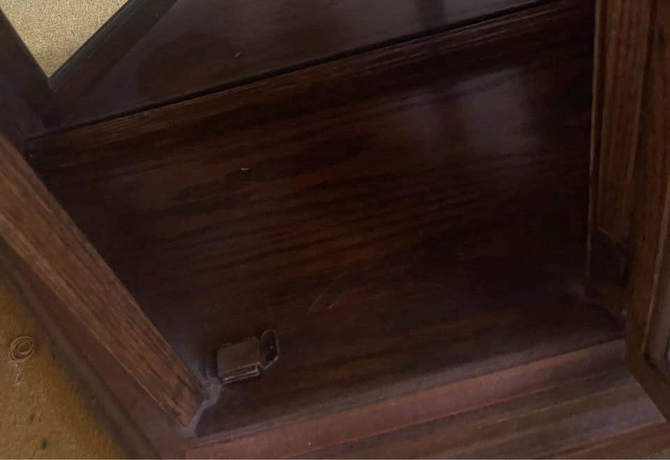 Curio cabinet - vintage find - photo 5
