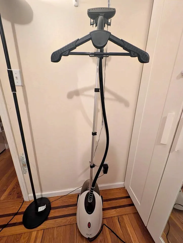 (moving sale) SALAV GS18 Full-Size Clothes Steamer thumbnail
