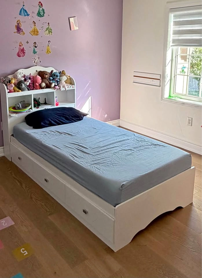 Full size girl princess bed frame with headboard
