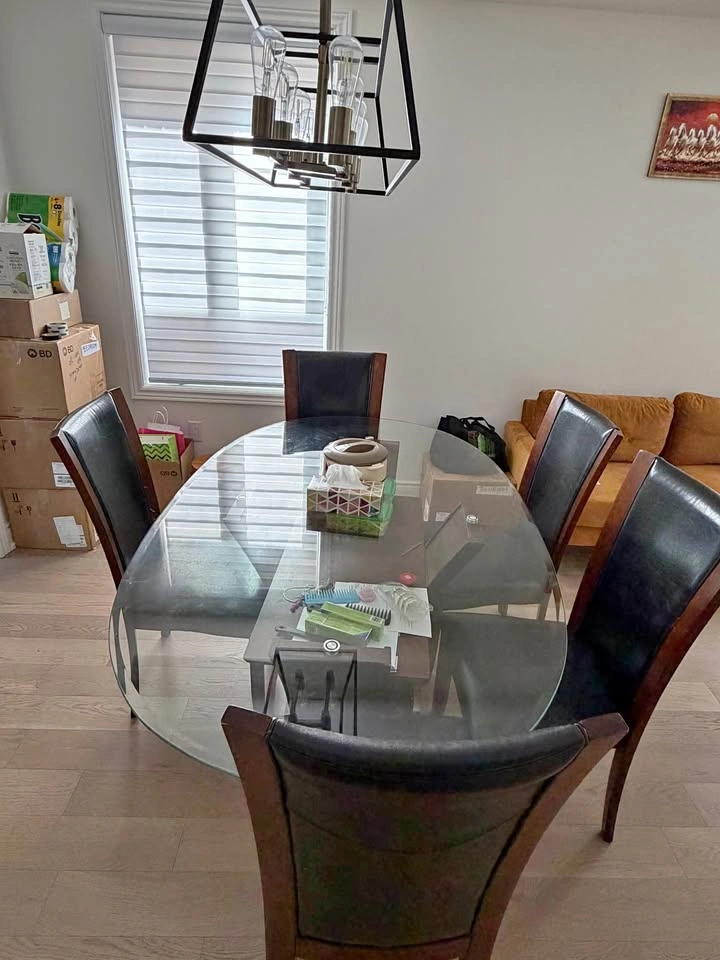Oval glass dining table