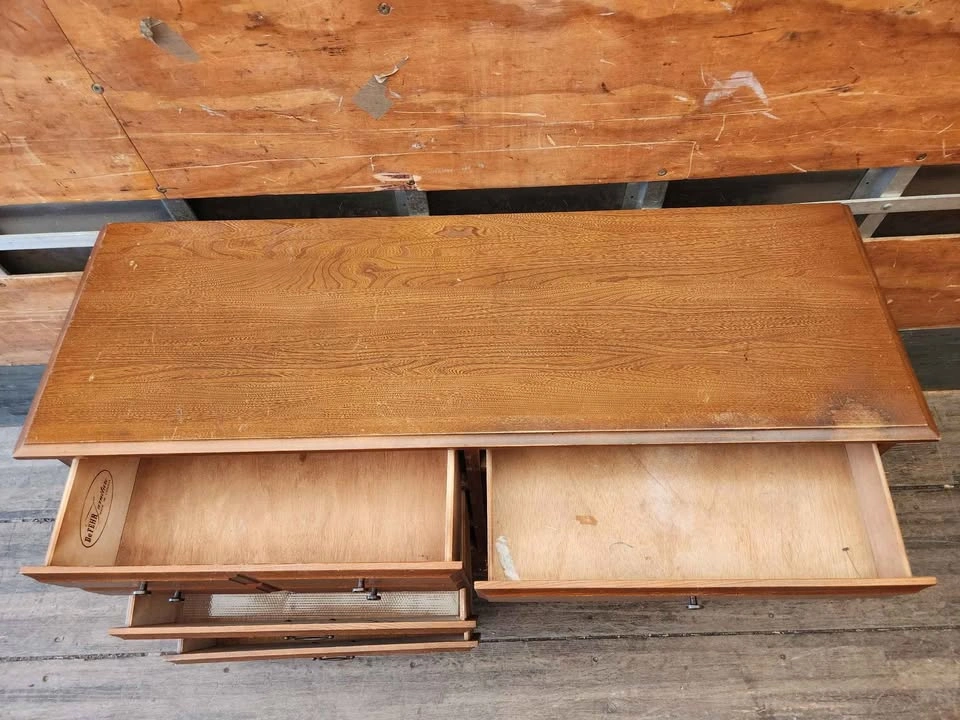 DeFEHR Wooden Desk with Drawers - photo 2