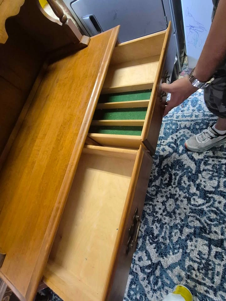 Nadeau Wooden Hutch - photo 3