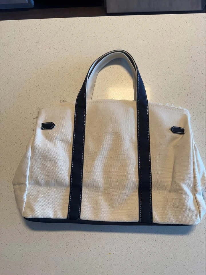 MOVING SALE: Boatkin bag - photo 2