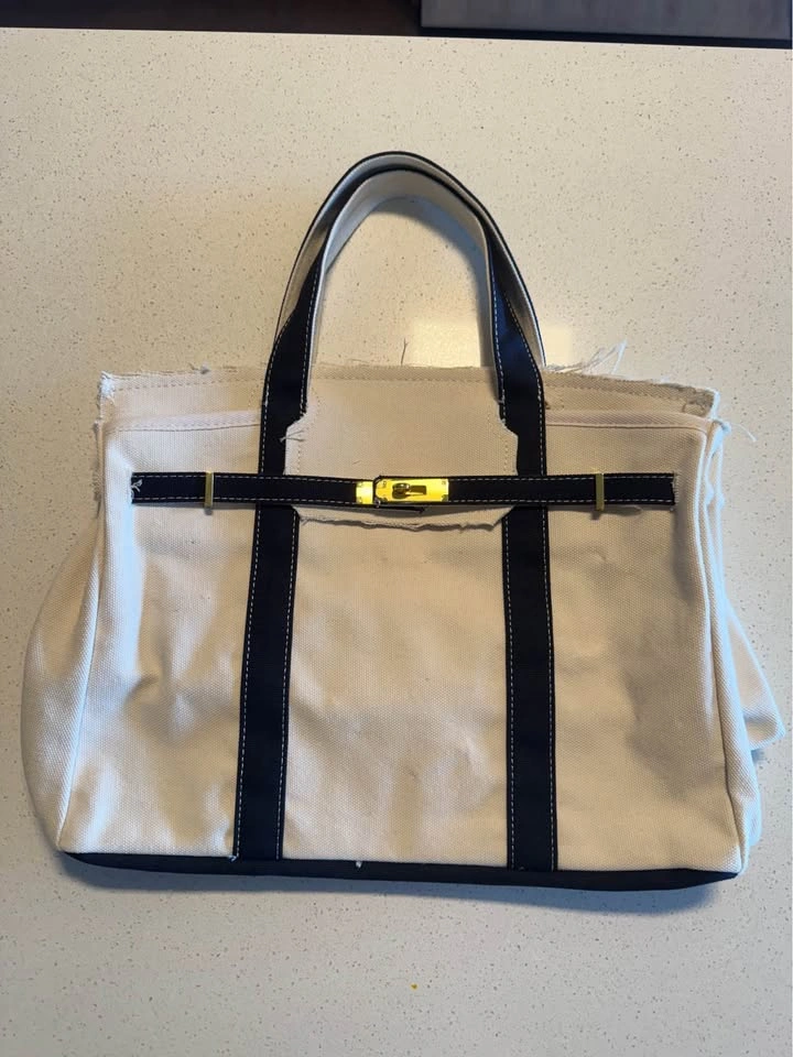 MOVING SALE: Boatkin bag - photo 3