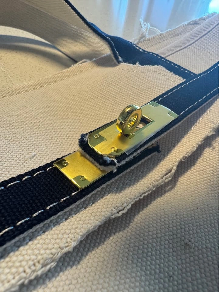 MOVING SALE: Boatkin bag - photo 4