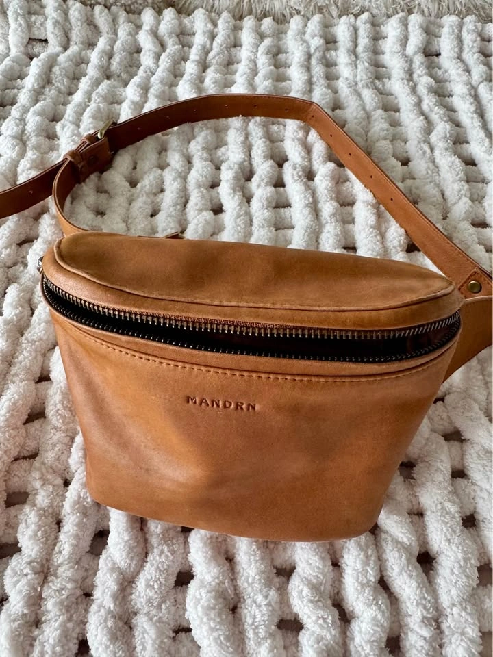 MOVING SALE: Mandrn Remy Belt Bag – Tan - photo 3