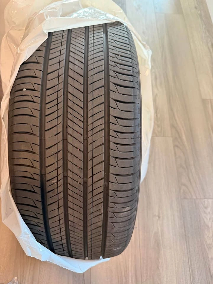 Urgent Sales: All season tire- one tire