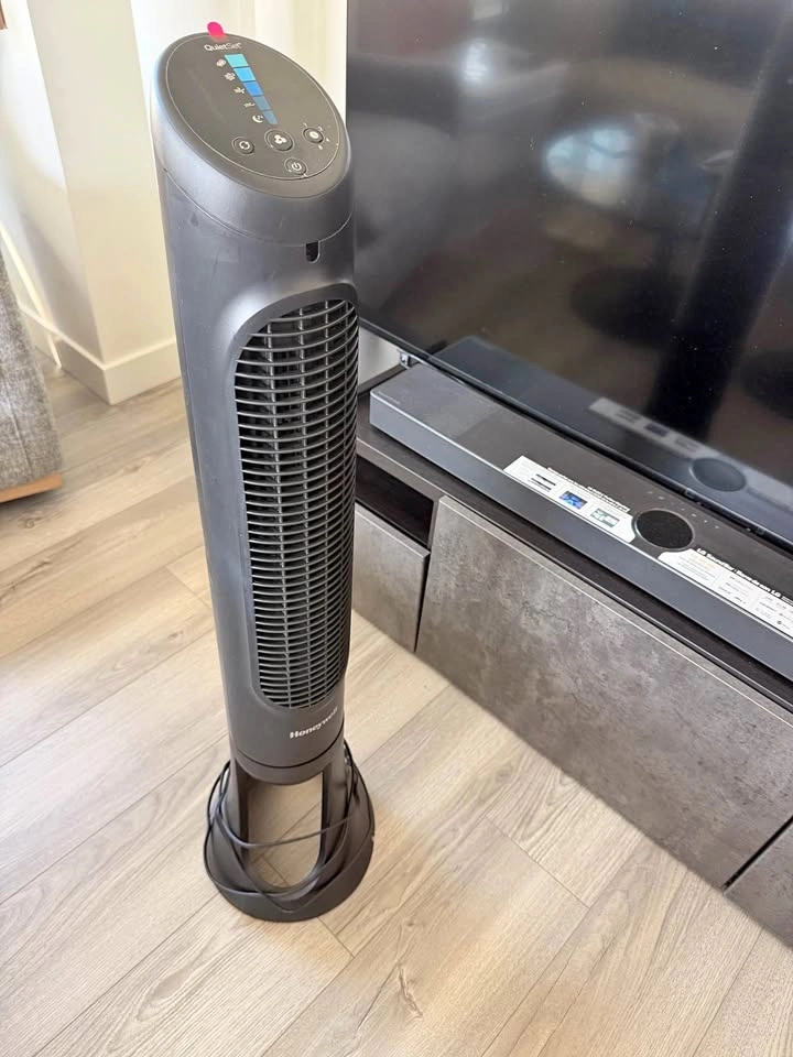 Urgent Sales: Honeywell QuietSet Fan