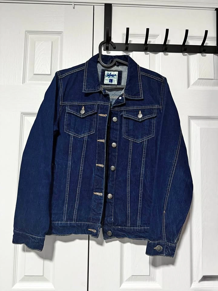 Dark wash denim jacket