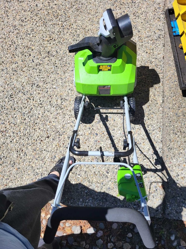 Greenworks Electric Corded Snow Blower / Thrower - photo 2