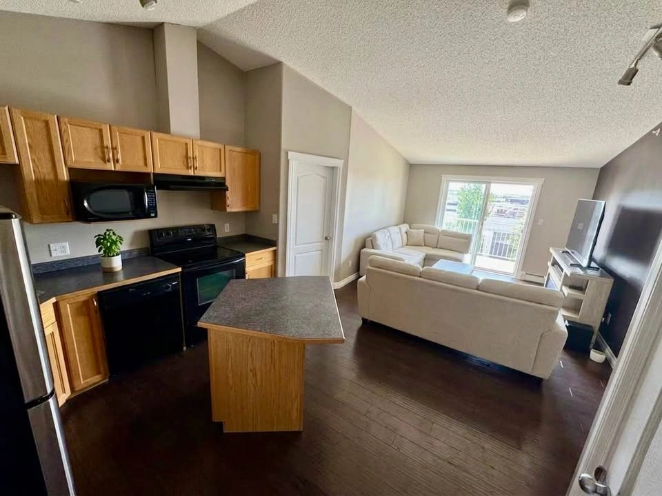 Private room for rent - photo 5