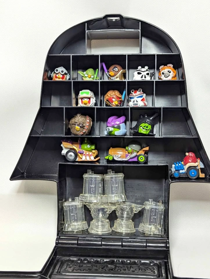 Angry Birds Star Wars Darth Vader Carrying Case with Figures
