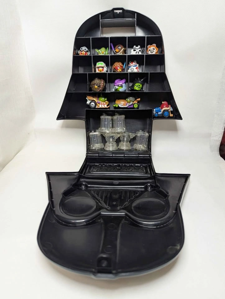 Angry Birds Star Wars Darth Vader Carrying Case with Figures - photo 2