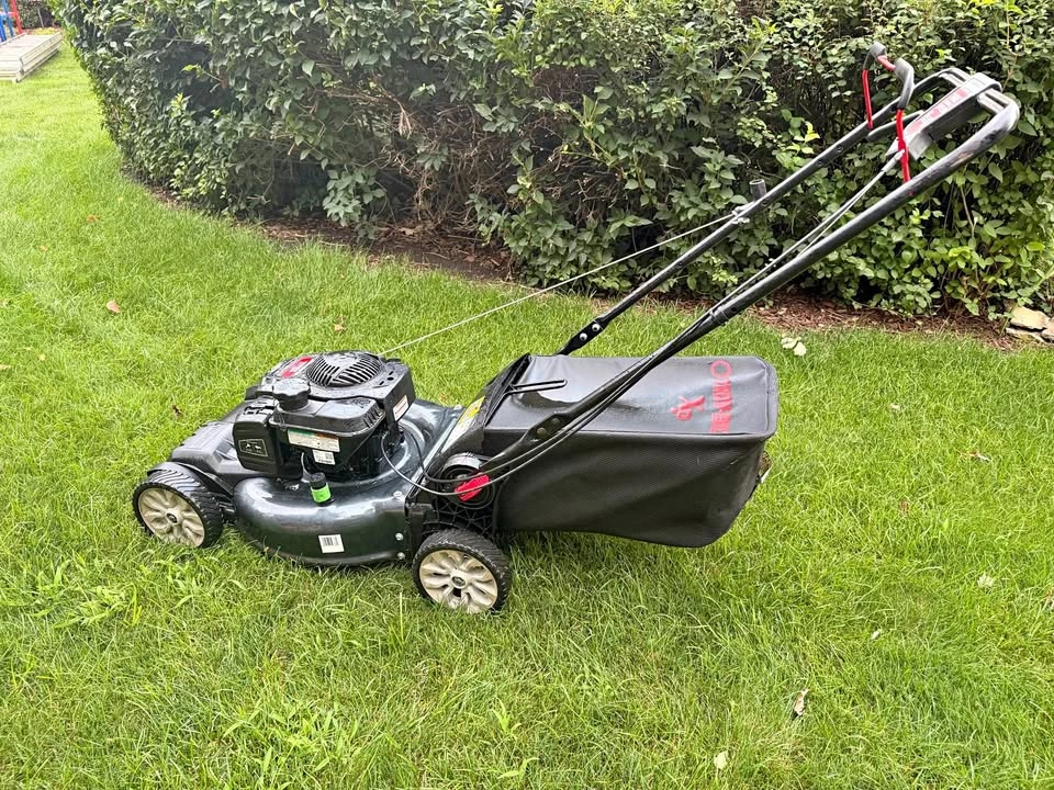 Troy Bilt push mower