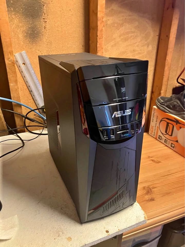 Gaming PC — i5-7400, GTX 1060 6GB, 16GB RAM, SSD + HDD