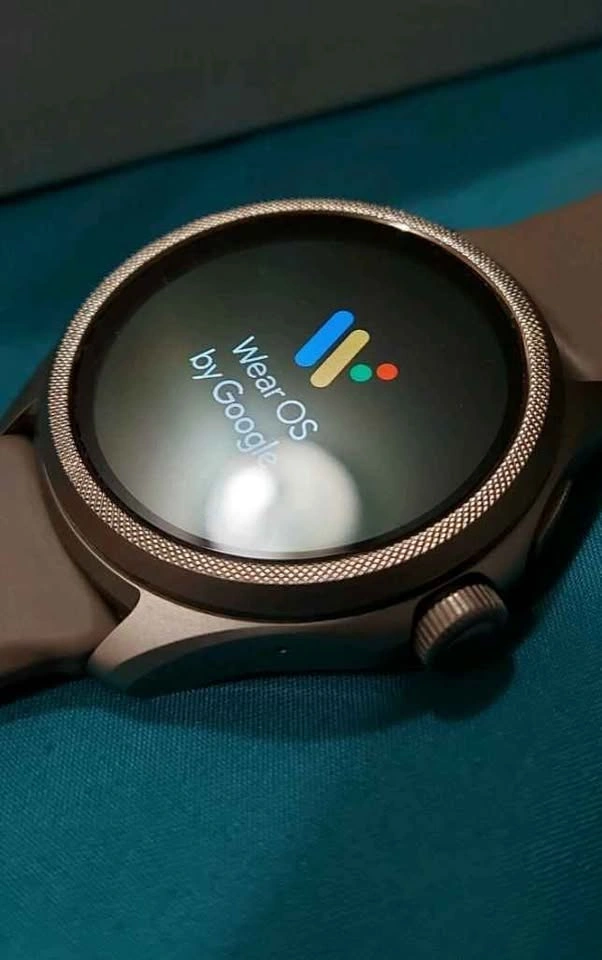 Android Tic Watch Pro 5 (New in Box) - photo 2
