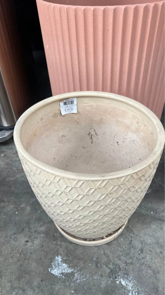 various pots - photo 3