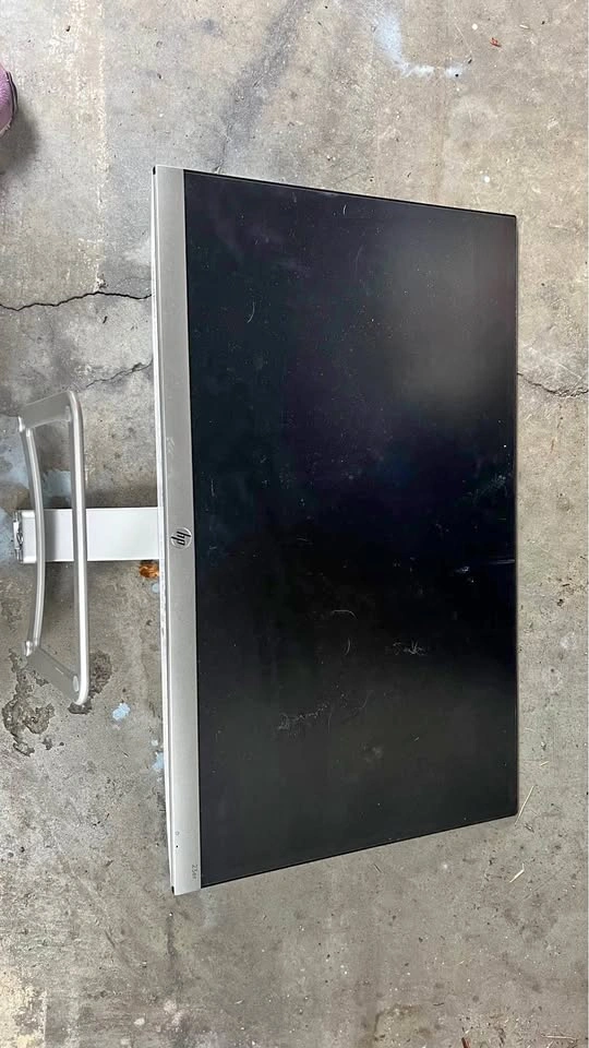 HP 23in monitor