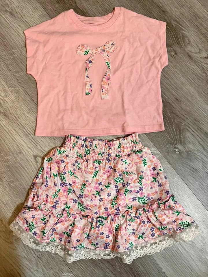 Girls skirt and top set