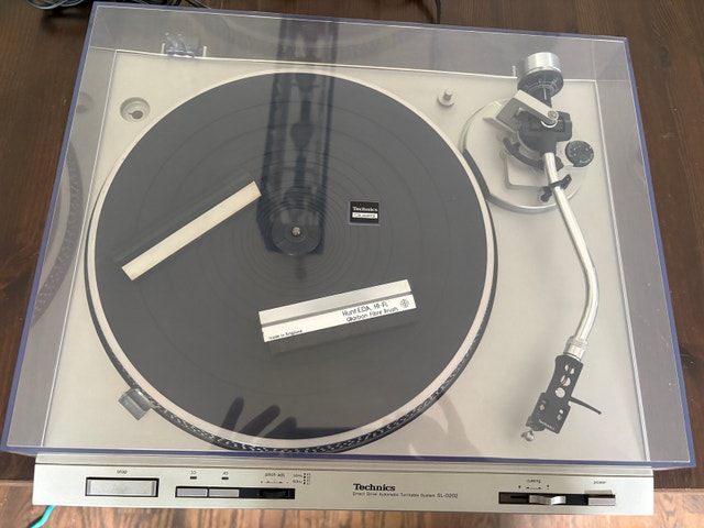 Technics SL-D202 Turntable - photo 3