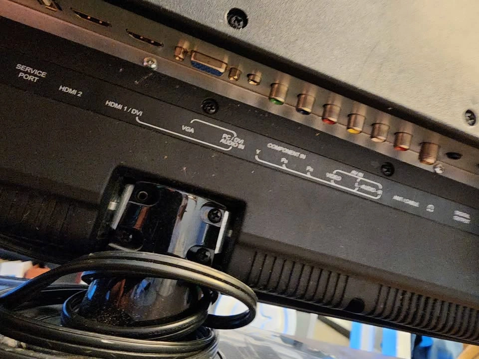 Dynex Monitor - photo 4