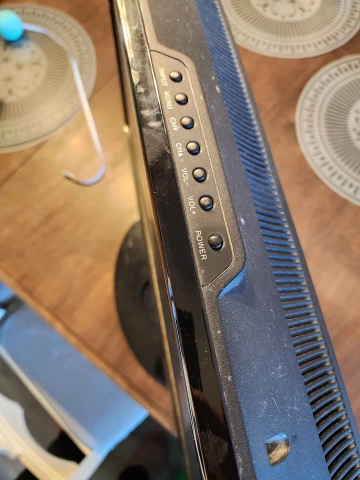 Dynex Monitor - photo 5