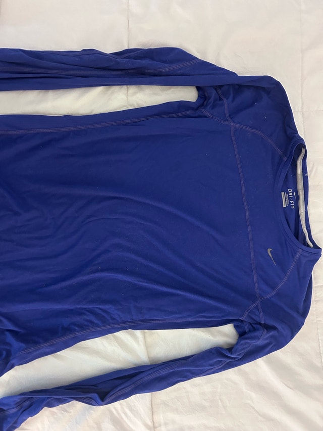 Nike long sleeve exercise top- medium