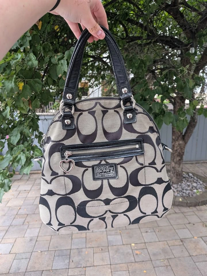 2012 Coach Black & Grey Signature Jacquard Dome Shoulder Bag