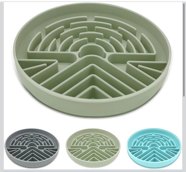 Lesipee Slow Feeder Dog Bowl