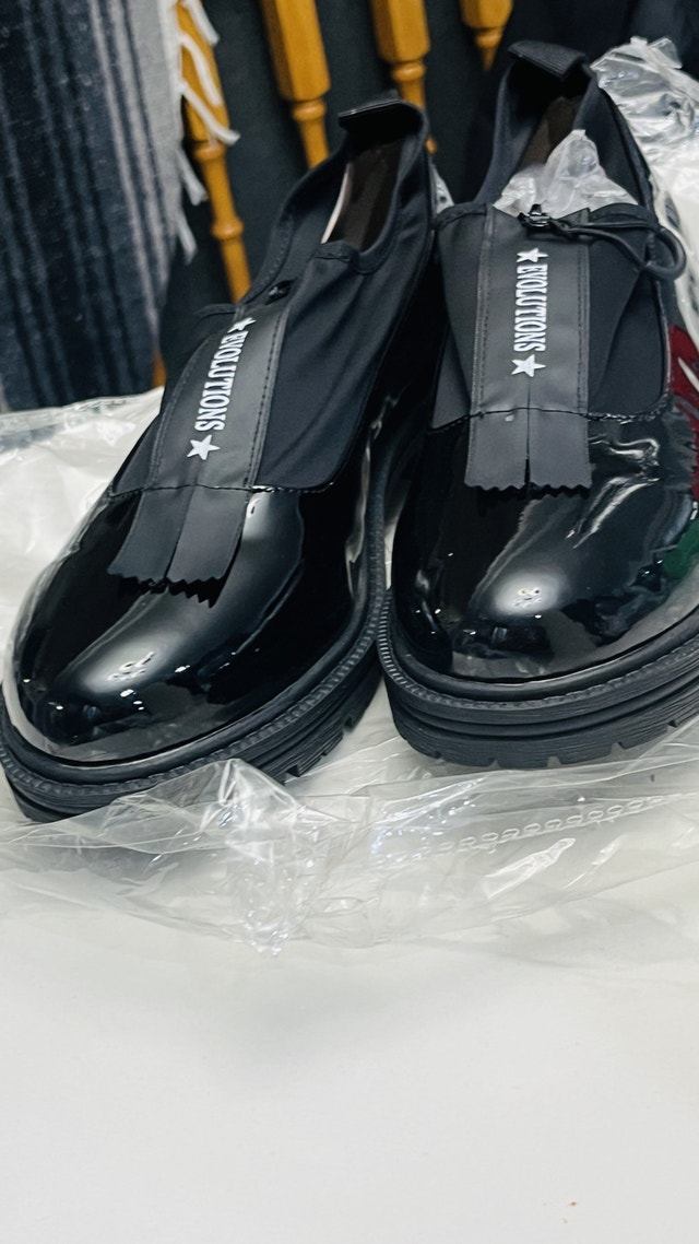Evolution Shoes-Size 10 - photo 2