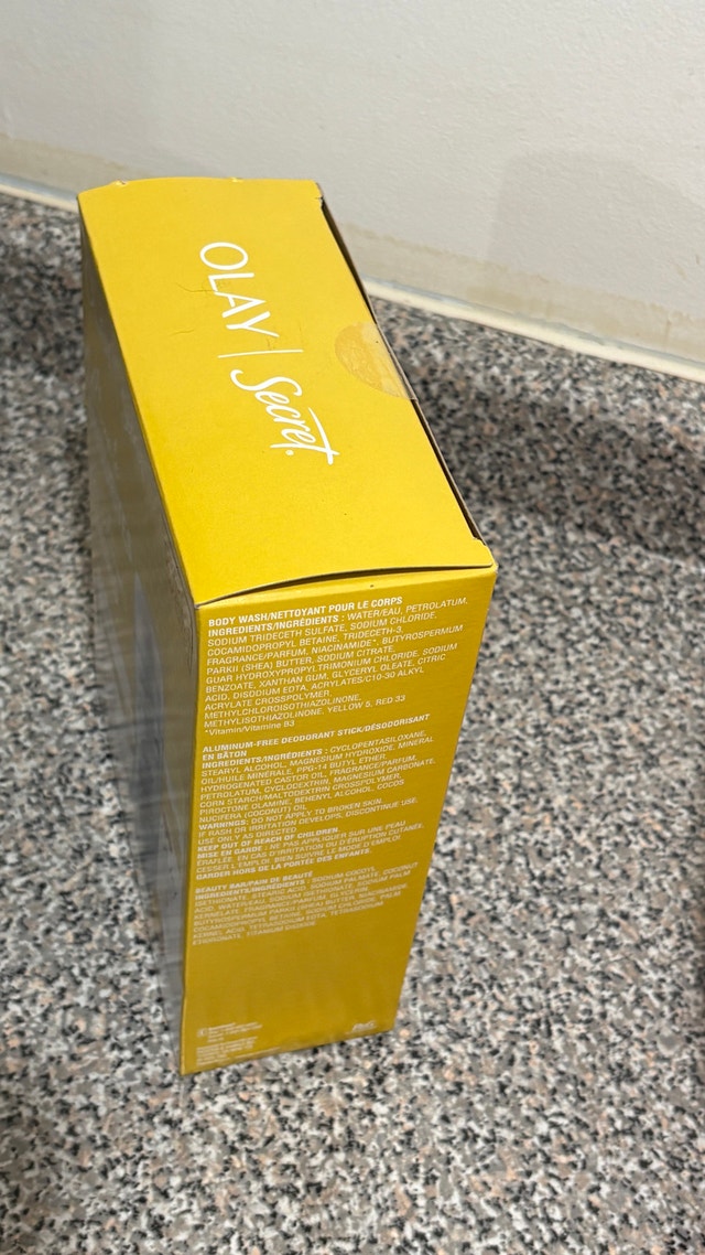 Gift Set- Olay Secret Ultimate Favourites! - photo 4
