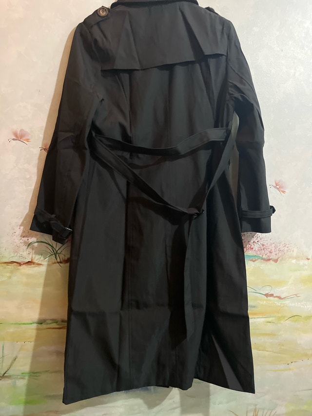 Women’s Trench Coat-Size L/XL - photo 3
