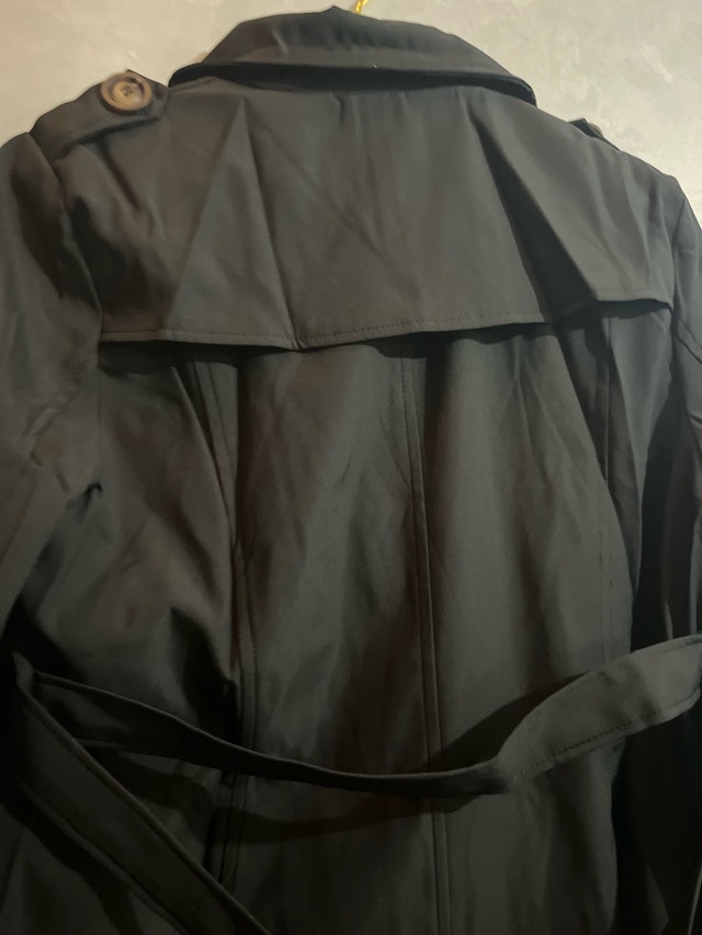Women’s Trench Coat-Size L/XL - photo 4