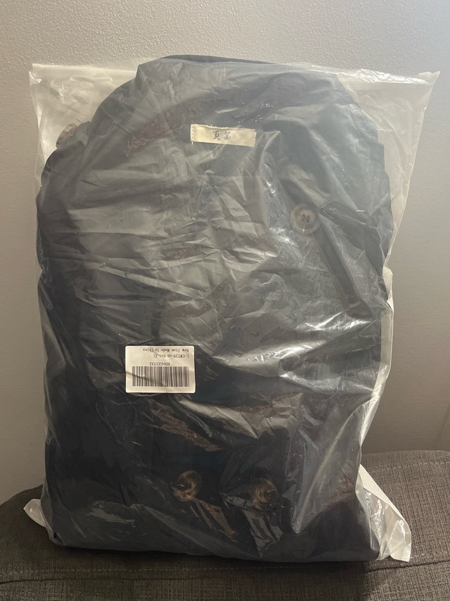 Women’s Trench Coat-Size L/XL - photo 5