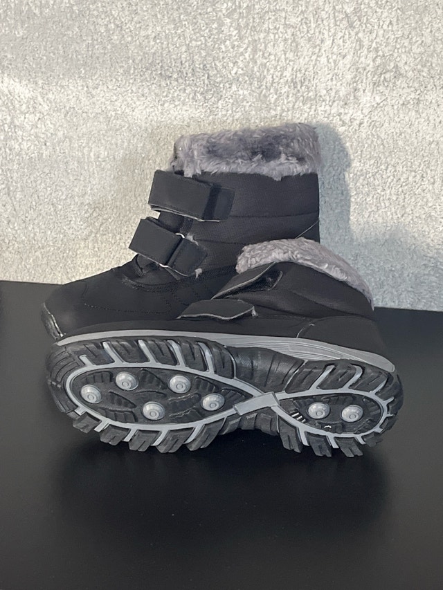 Winter Boots-Size 7 - photo 3