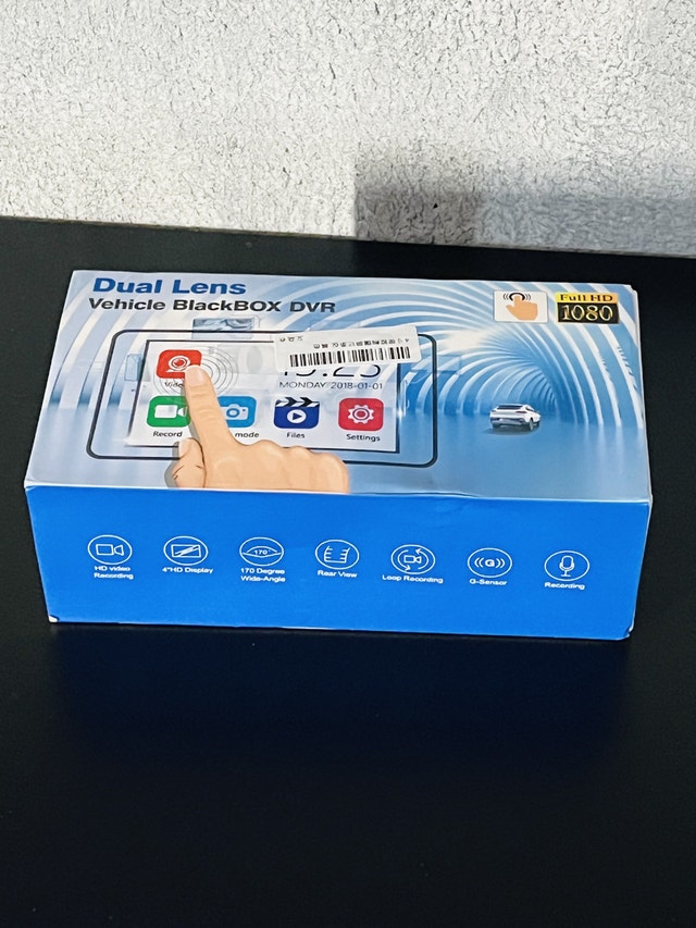 Dual Lens Vehicle Blackbox DVR - photo 2