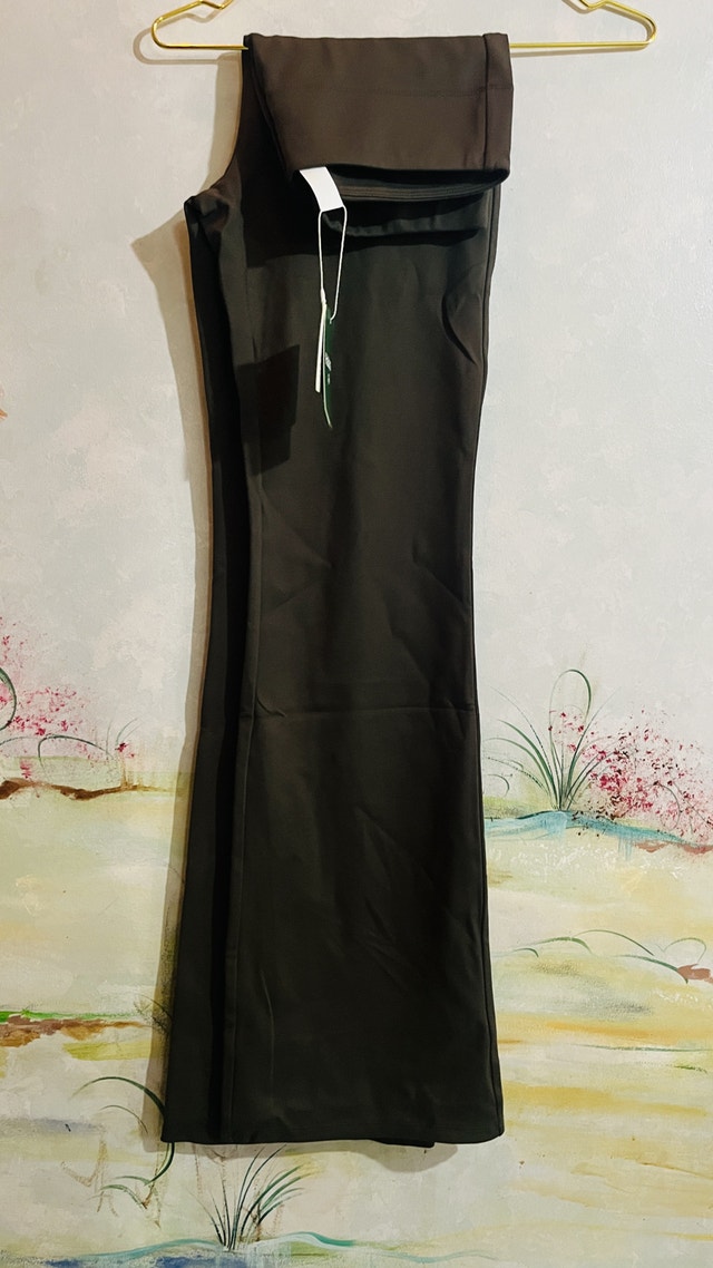 Green Halara Pants-Size M - photo 3
