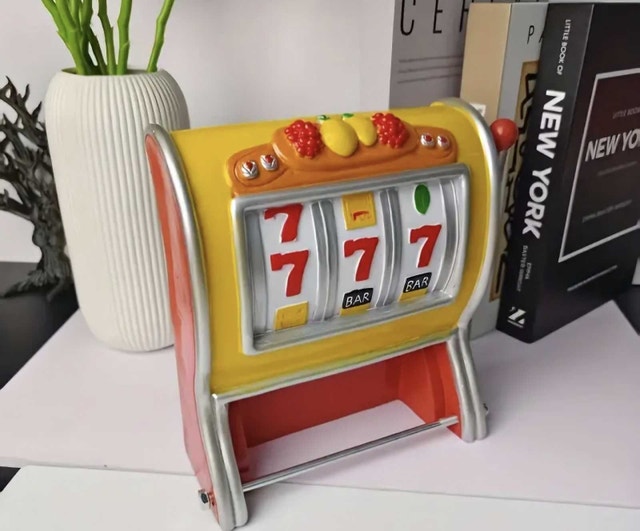 Slot Machine Toilet Paper Holder - photo 3