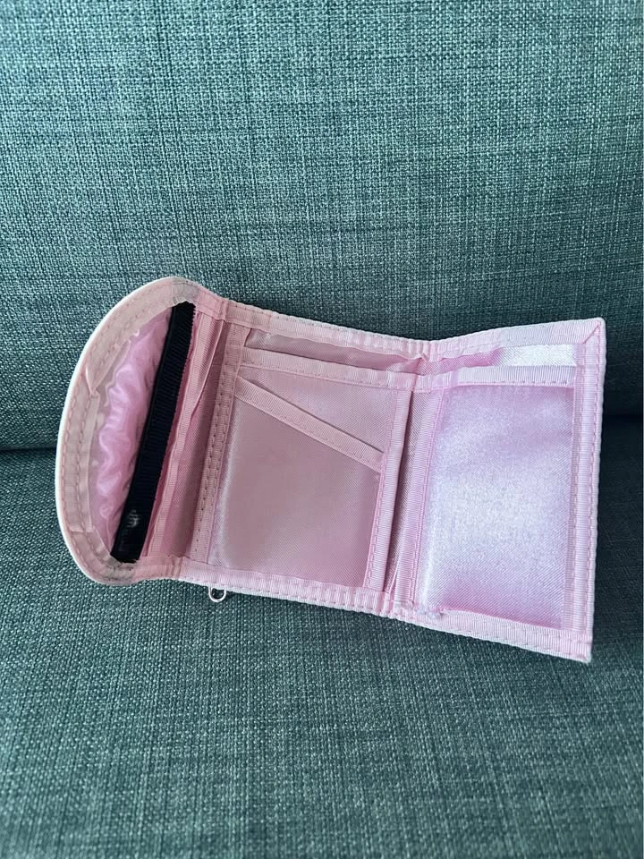 Hello Kitty - Pink Wallet - photo 3