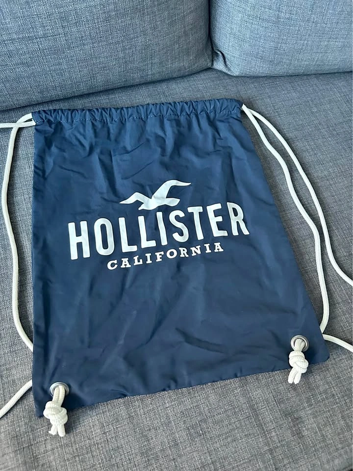 Hollister - Navy Drawstring Bag