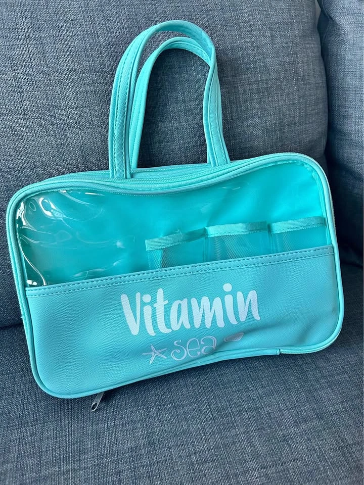 Teal Cosmetics / Toiletries Bag